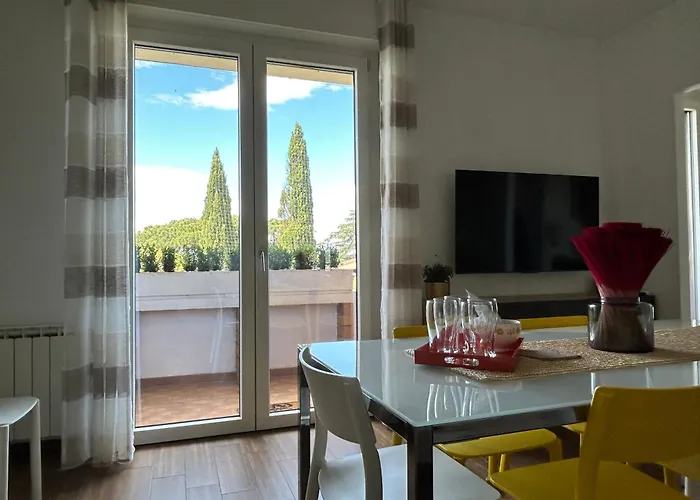 Domus Colli D'oro * Rome